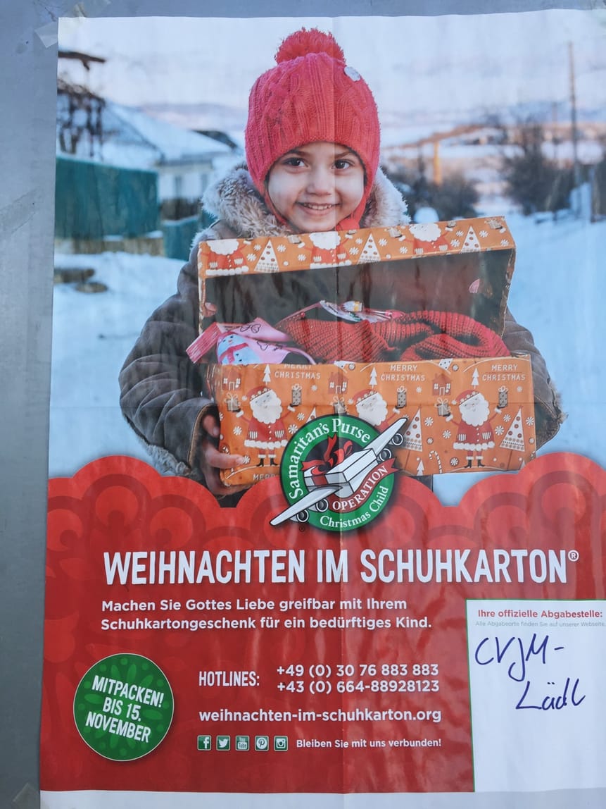 Weihnachten im Schukarton