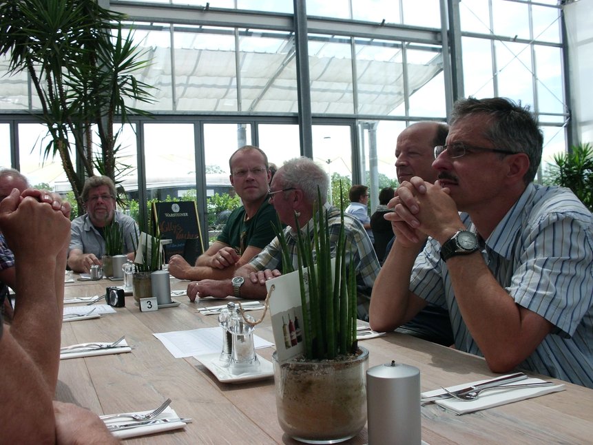 Mittagessen im Gewächshaus